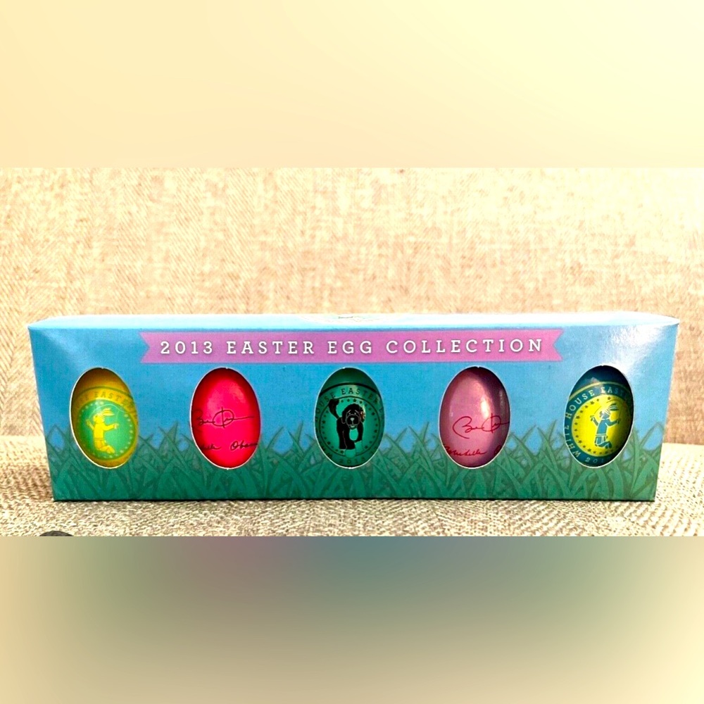 EXTREMELY RARE 2013 Obama signed White House Easter Egg Roll wooden eggs